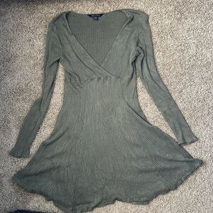 W American Eagle Olive Soft & Sexy Long Sleeve V Neck Dress Size M |E6